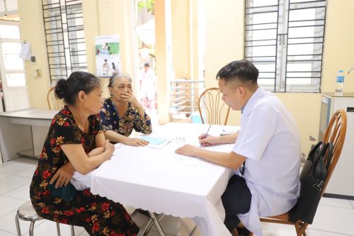 Tập trung phối hợp quản lý, hỗ trợ chuyên môn, nâng cao hiệu quả hoạt động Trạm Y tế